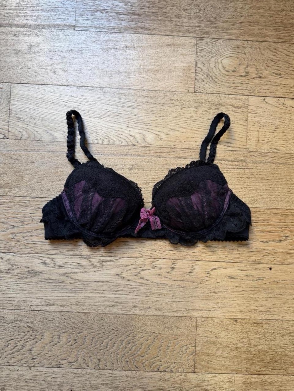 Y2K Dark Feminine Black & Plum Lace Push-Up Bra